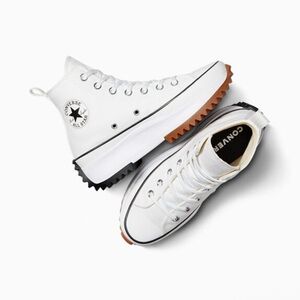 New with box white Converse Run Star Hike Platform Canvas